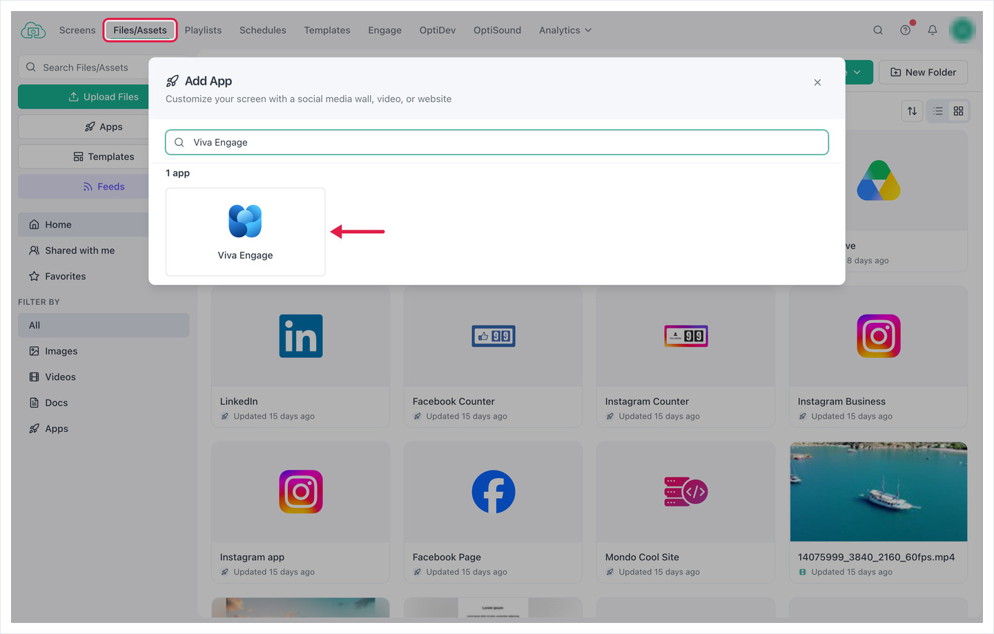 Boîte de dialogue Ajouter une application avec la recherche Viva Engage et une flèche sur sa vignette
